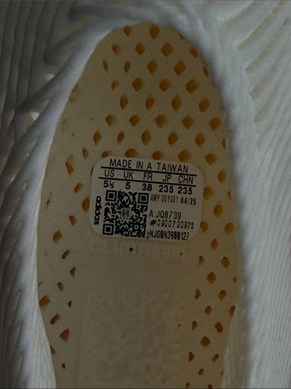 adidas Women’s Slip-On Climacool Mesh Sneakers (women’s 6.5 // men’s 5.5) - Picture 4 of 7